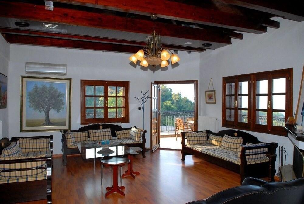 Hotel Aglaida Apartments Цагарада Екстериор снимка