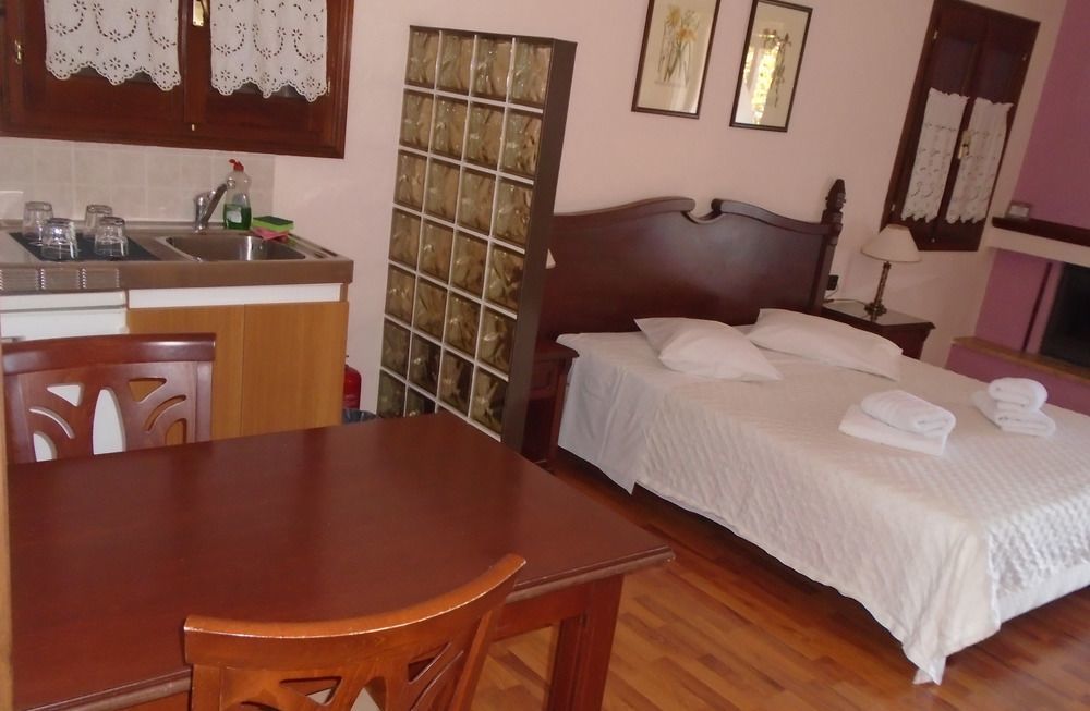 Hotel Aglaida Apartments Цагарада Екстериор снимка
